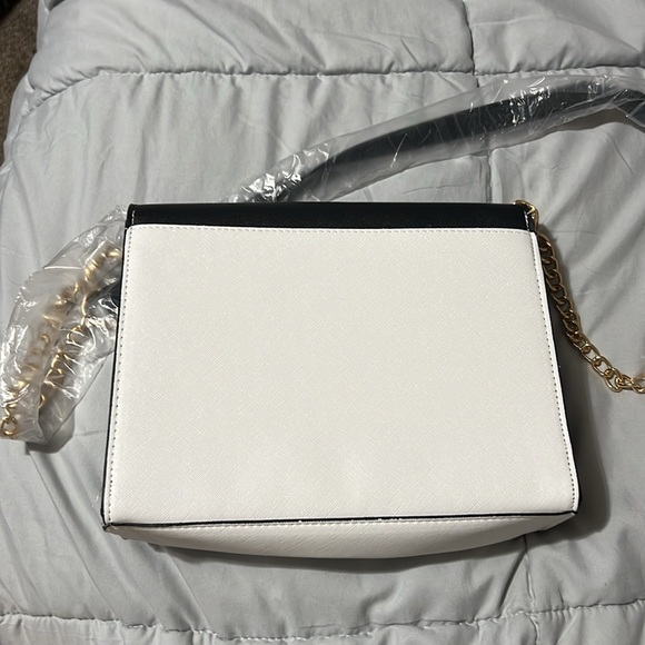 Ulu Black and White Crossbody Bag with Gold Chain - Picture 3 of 6